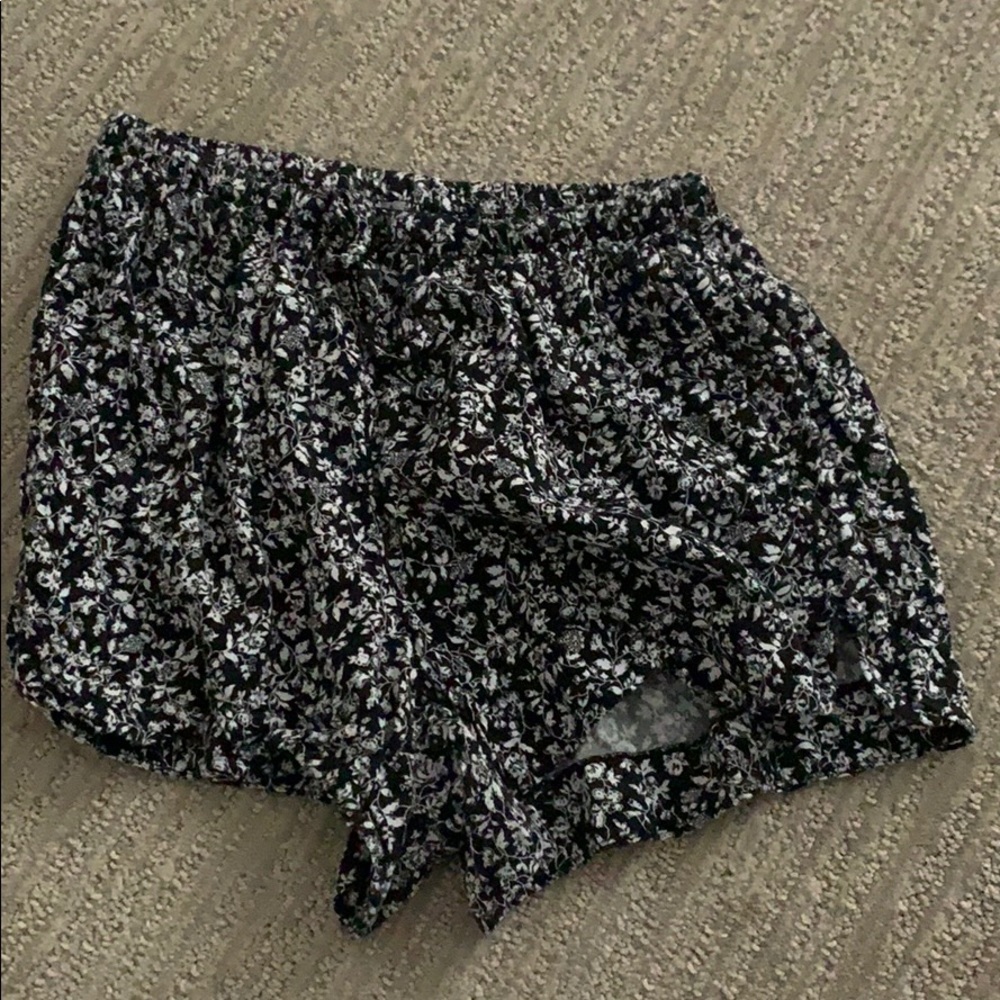 Brandy flow short